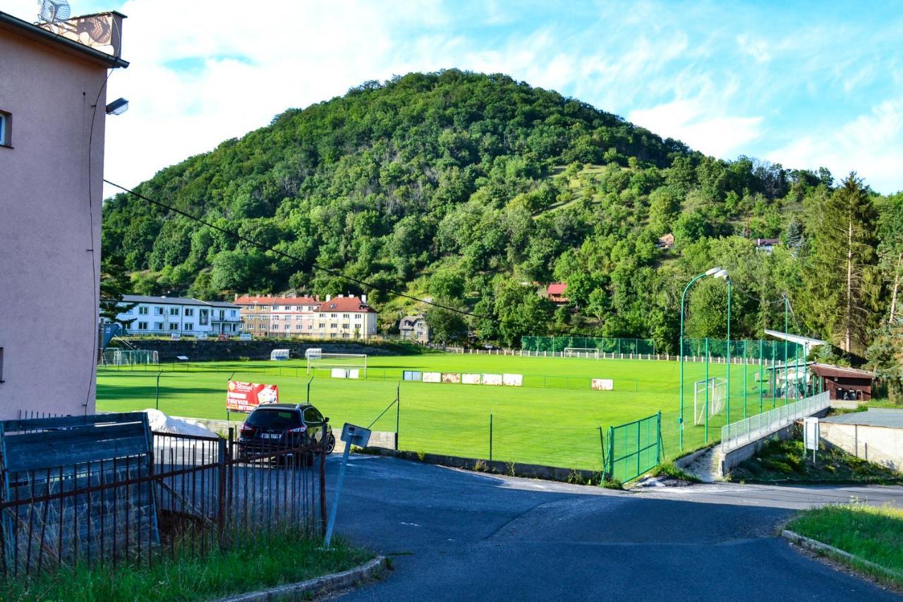 Apartman Na Palouku Povrly Buitenkant foto