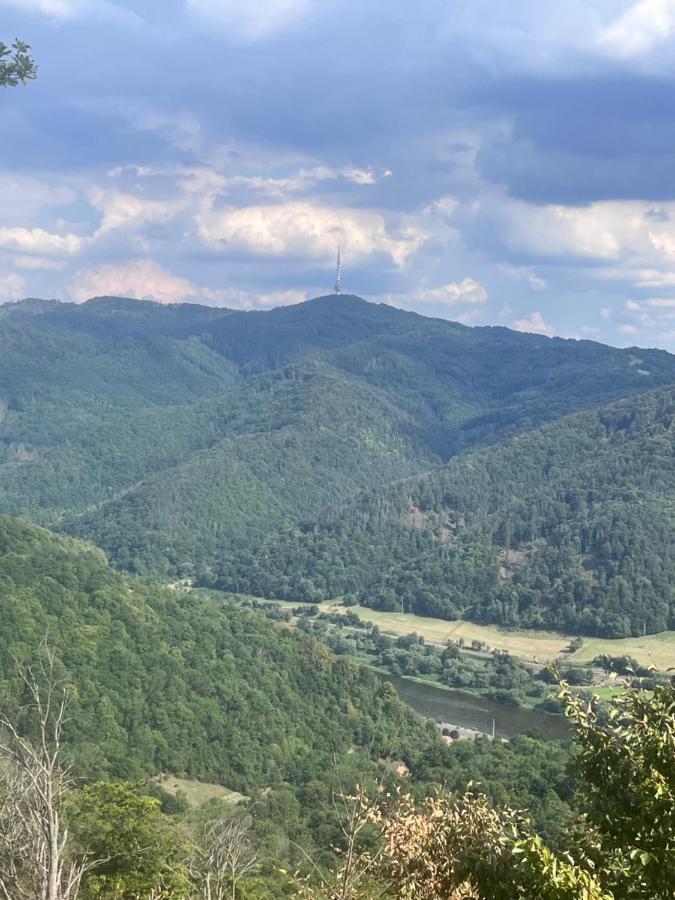 Apartman Na Palouku Povrly Buitenkant foto