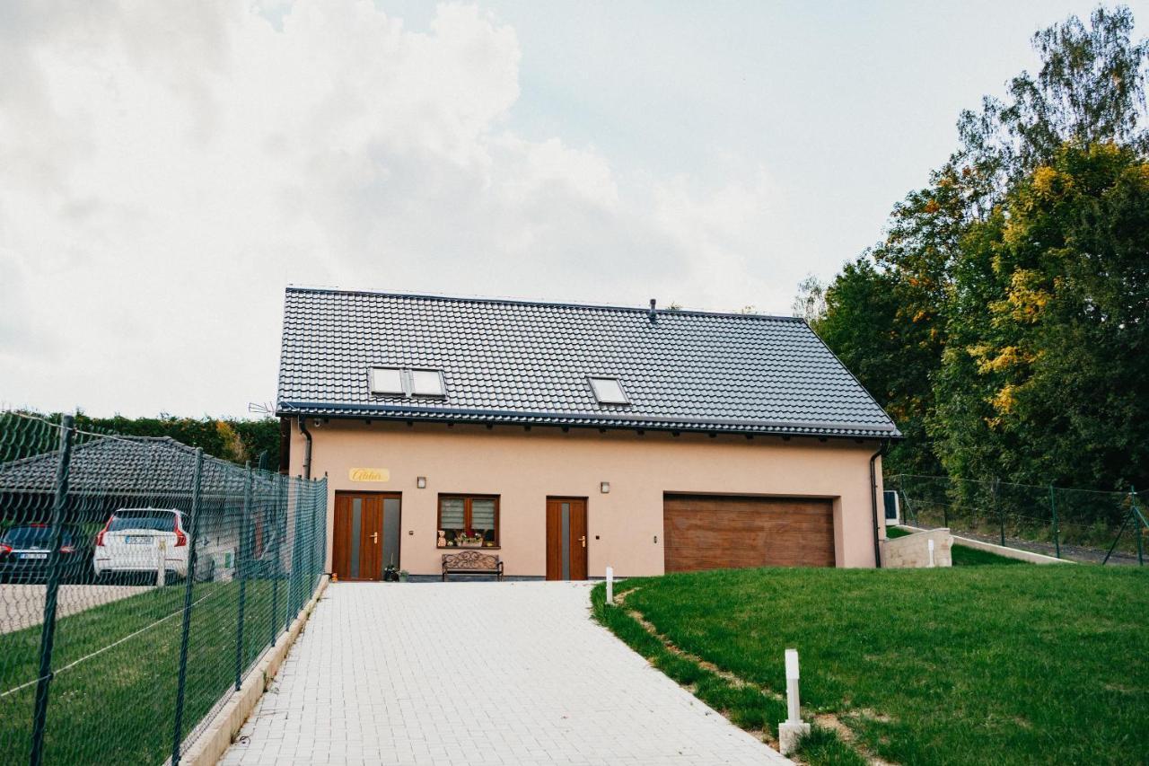 Apartman Na Palouku Povrly Buitenkant foto