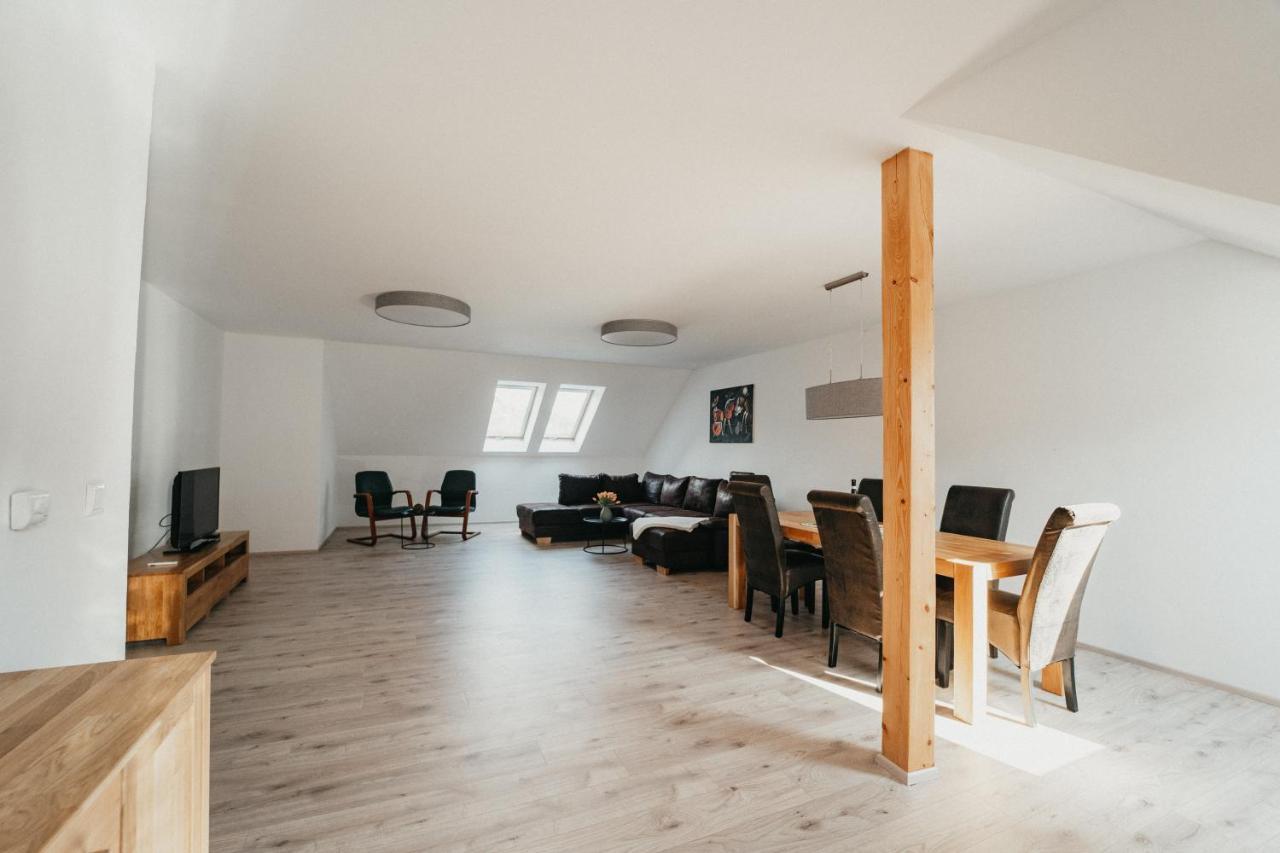 Apartman Na Palouku Povrly Buitenkant foto